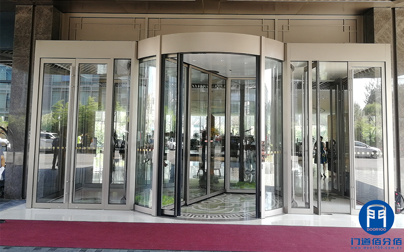 北京某酒店旋转门门区以旧换新改造服务案例