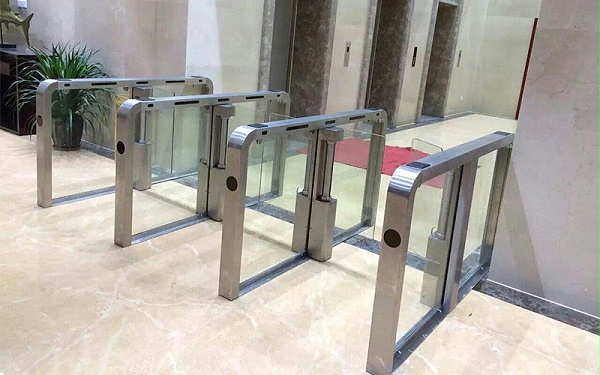 通道闸机早期应用与发展现状分析