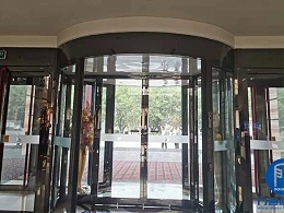 北京昌平区某培训中心自动旋转门保养服务案例