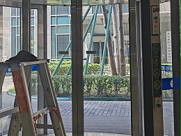 旋转门小保养指南：细节决定运转寿命