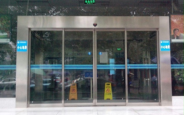 自动感应门在选择购买与安装时应注意哪些？