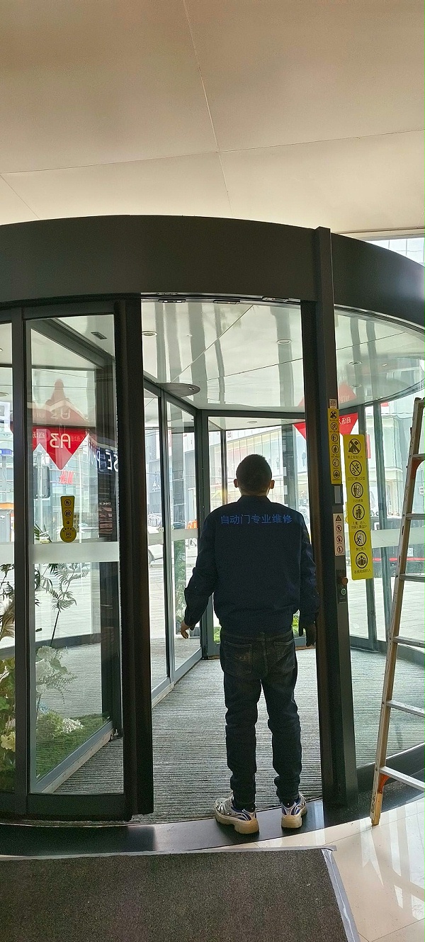 4d354b207e935556f5e3c9f93f815dc4_origin