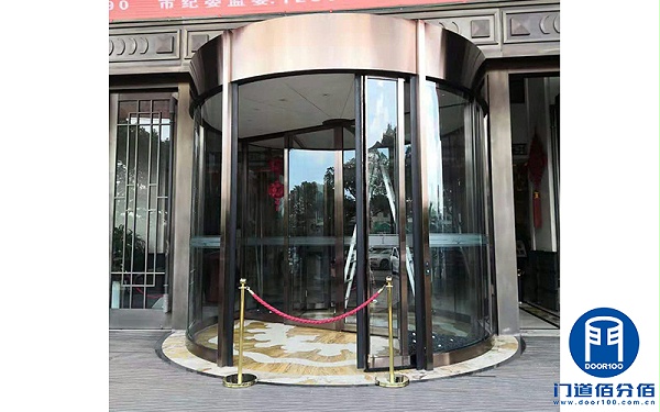 江苏常熟某五星饭店欧必翼旋转门维修服务案例