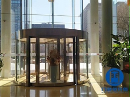 中国妇女活动中心旋转门保养过程实录