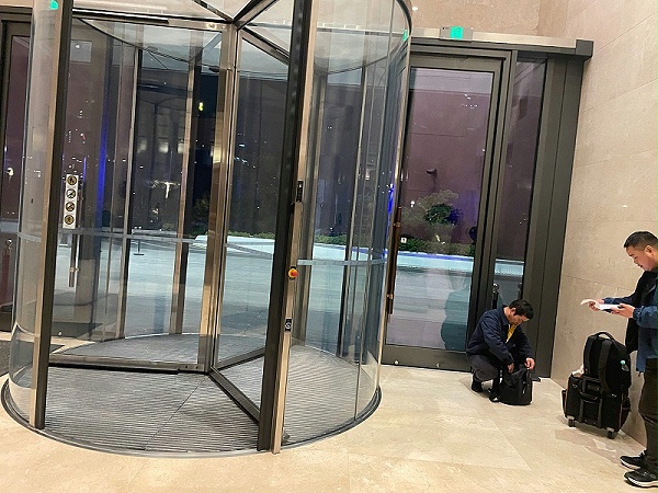 c430be6b-5d15-4cc3-b89d-54b537e5a9b6