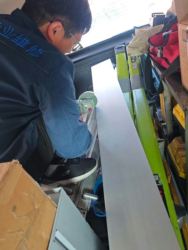 e93d92f975d6edb6d1b270e963a58fbb_origin