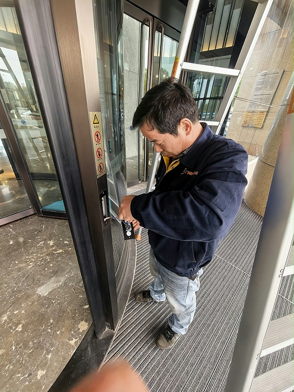 67b85dfe56572c273bc614f71dfca5cd