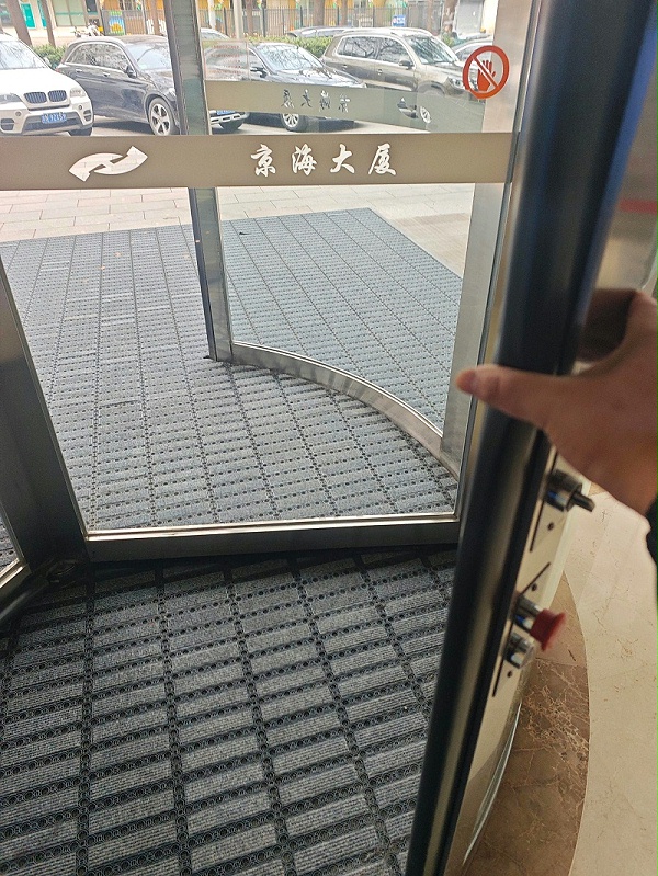 1b884e939215cc93833f7e621a6a271b_compress