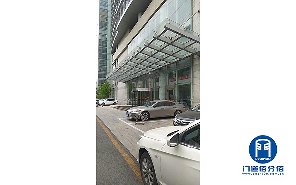 中石化公司旋转门异响维修案例：诊断与解决