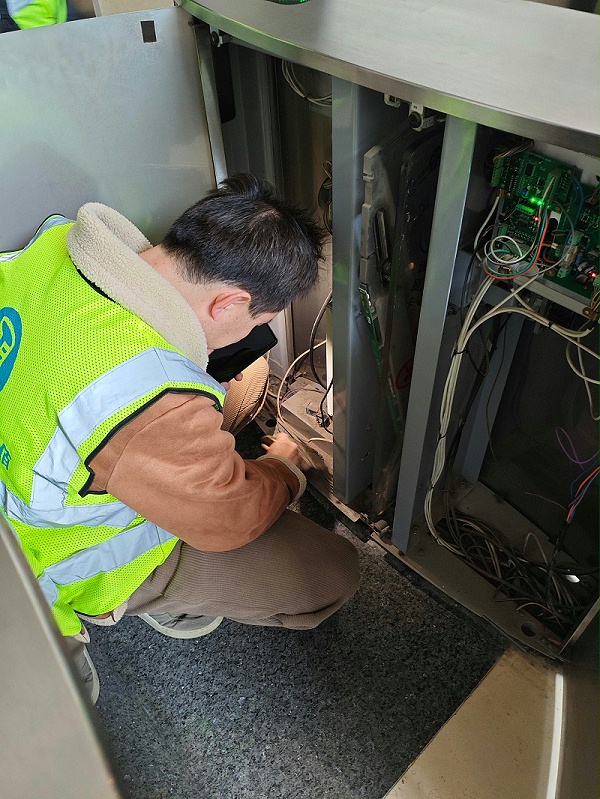 78318112e890b6b42a08e0ab624a2096_compress