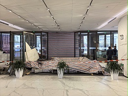 北京写字楼两翼旋转门门体拆装换新