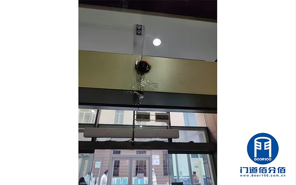 感应玻璃自动门感应器升级（加装二合一传感器）