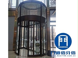 维保服务案例丨大型旋转自动门保养清洁服务