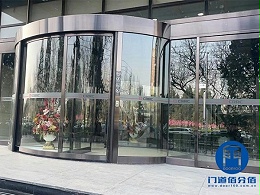 北车两翼自动旋转门雷达进水维修更换案例