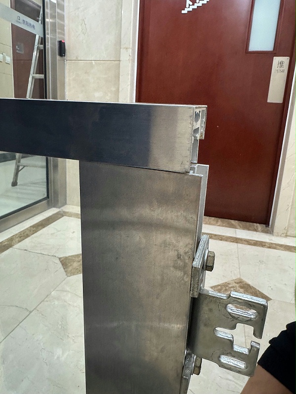 f526c86bc6c2e2fd62adca96bd81b36e