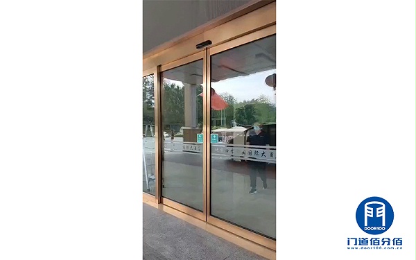 自动玻璃感应门启动与防夹二合一感应器安装服务