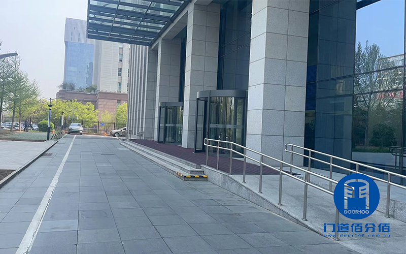 中铁公司旗下大厦自动门维修保养服务过程