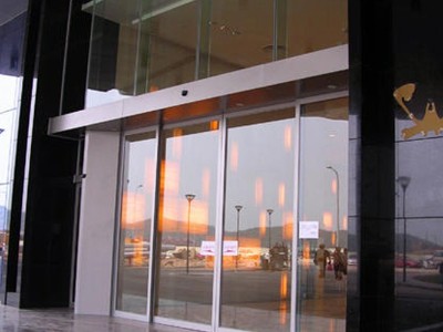 <i style='color:red'>自动门电锁</i>工作原理介绍