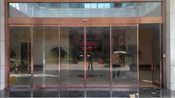 <i style='color:red'>自动门移装</i>注意事项及施工流程