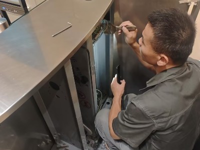 自动门维修完没多久又出问题？可能从一开始就没找到病根