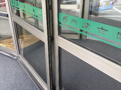 玻璃自动门常见故障大全：异响、卡顿、不通电怎么快速解决？