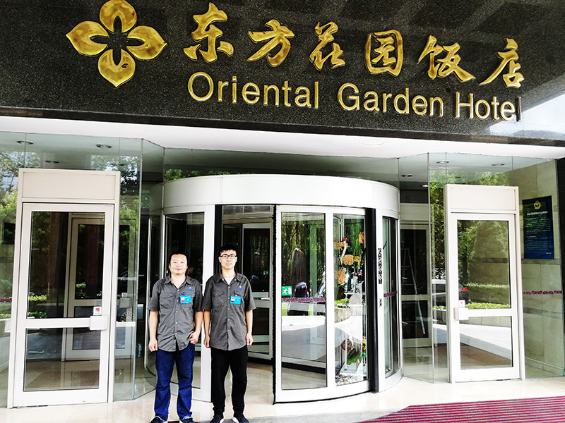 门道佰分佰自动门维修团队三