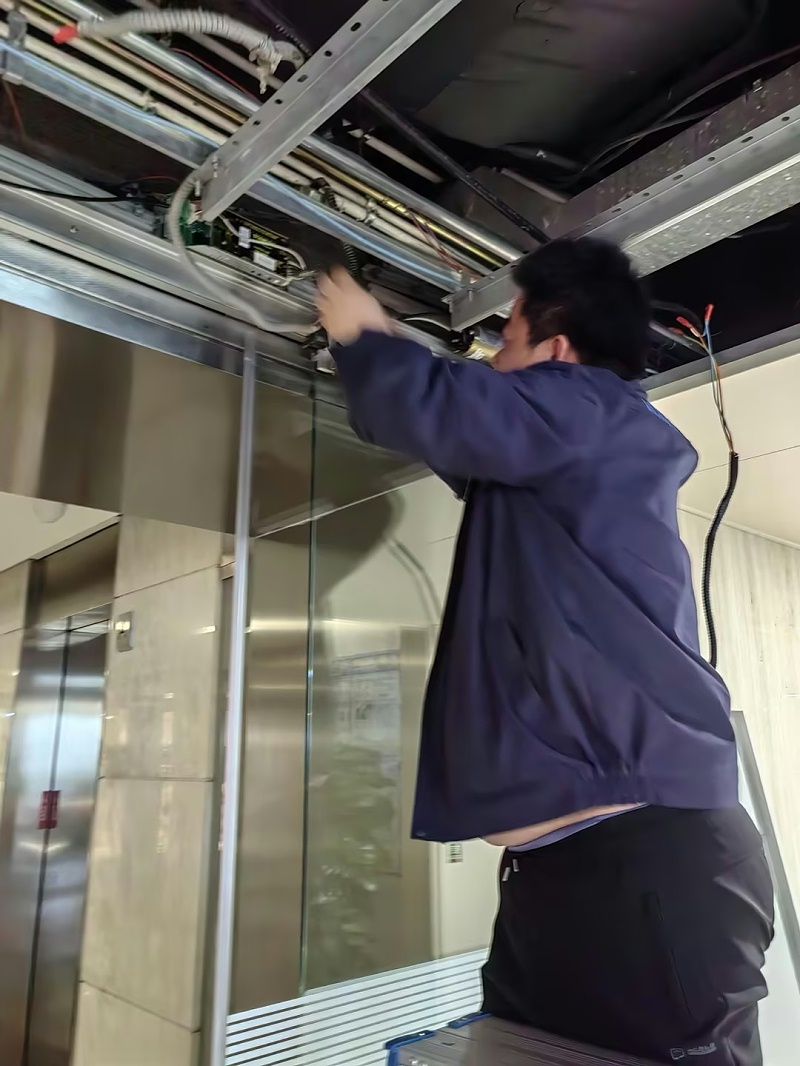 215376cf0d5700b570a897953965b622_compress