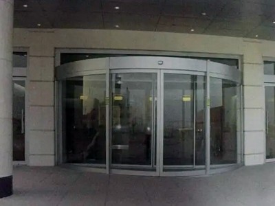 弧形电动门常见故障维修方法门道佰分佰为您讲解