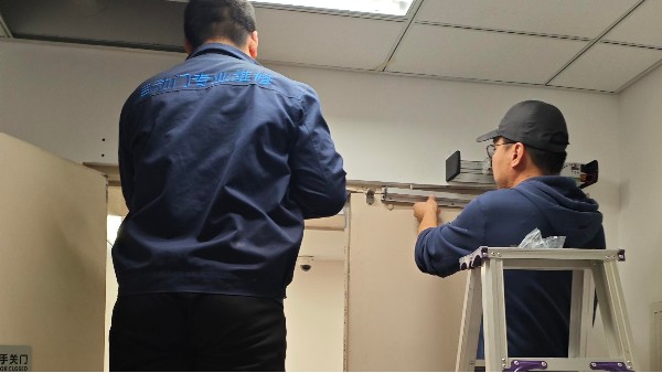 自动开门机安装