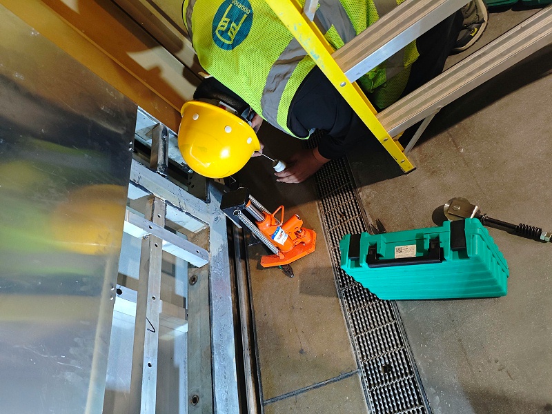 c72f0adc0e2172b3274a1a18139dd07c_compress