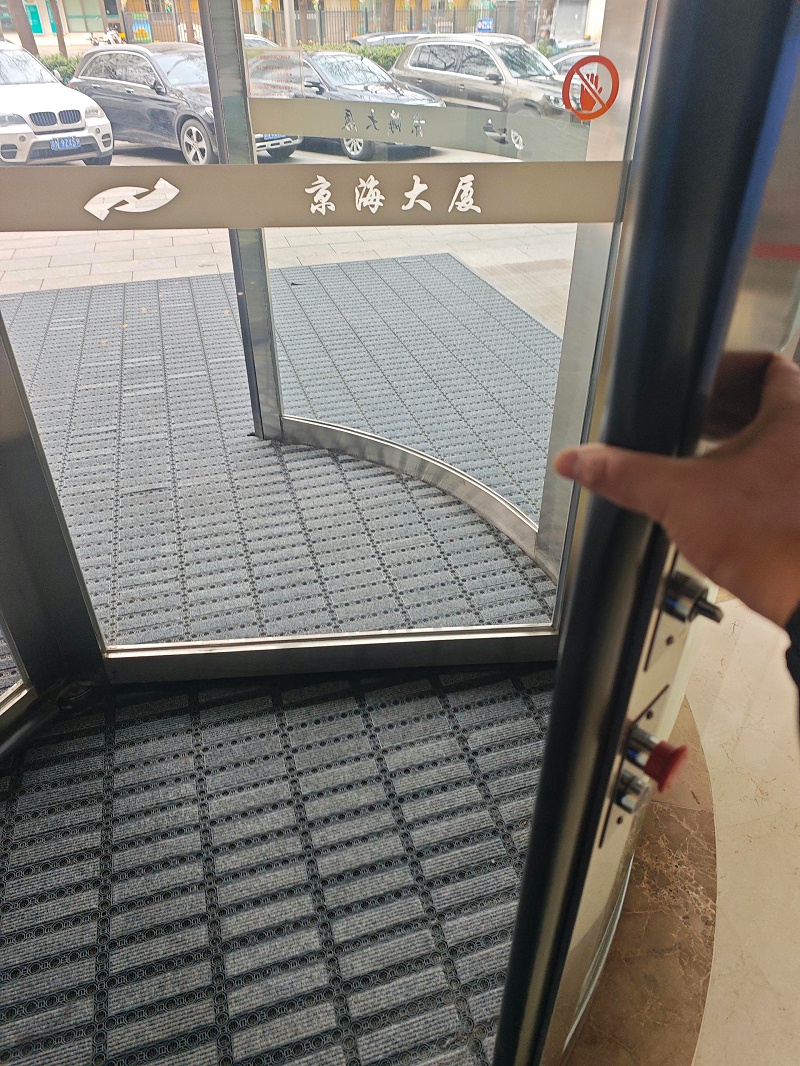 1b884e939215cc93833f7e621a6a271b_compress