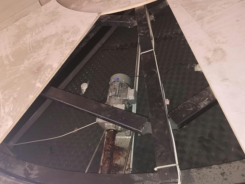 22b41caf98527d151eca2d9438652cd4_compress