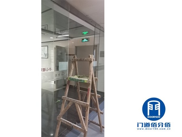 瑞士KABA无框自动玻璃门配件更换维修服务