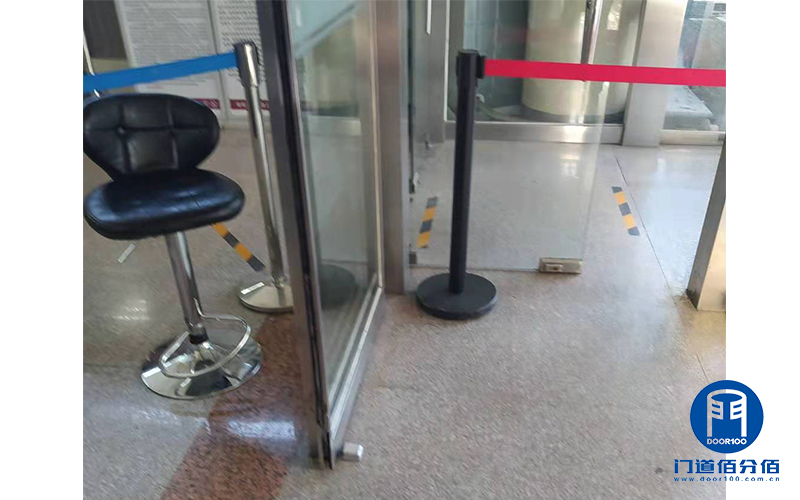 案例介绍：自动无框玻璃门驱动电机维修服务