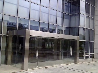 温馨提示丨<i style='color:red'>自动门安装</i>前注意事项